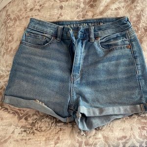 American eagle mom shorts